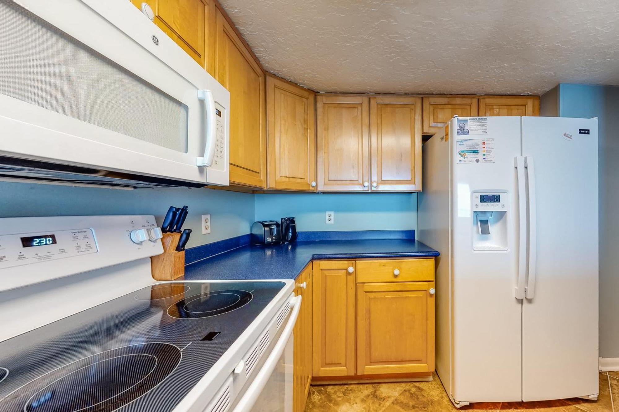 Romar Tower By Meyer Vacation Rentals Orange Beach Room photo