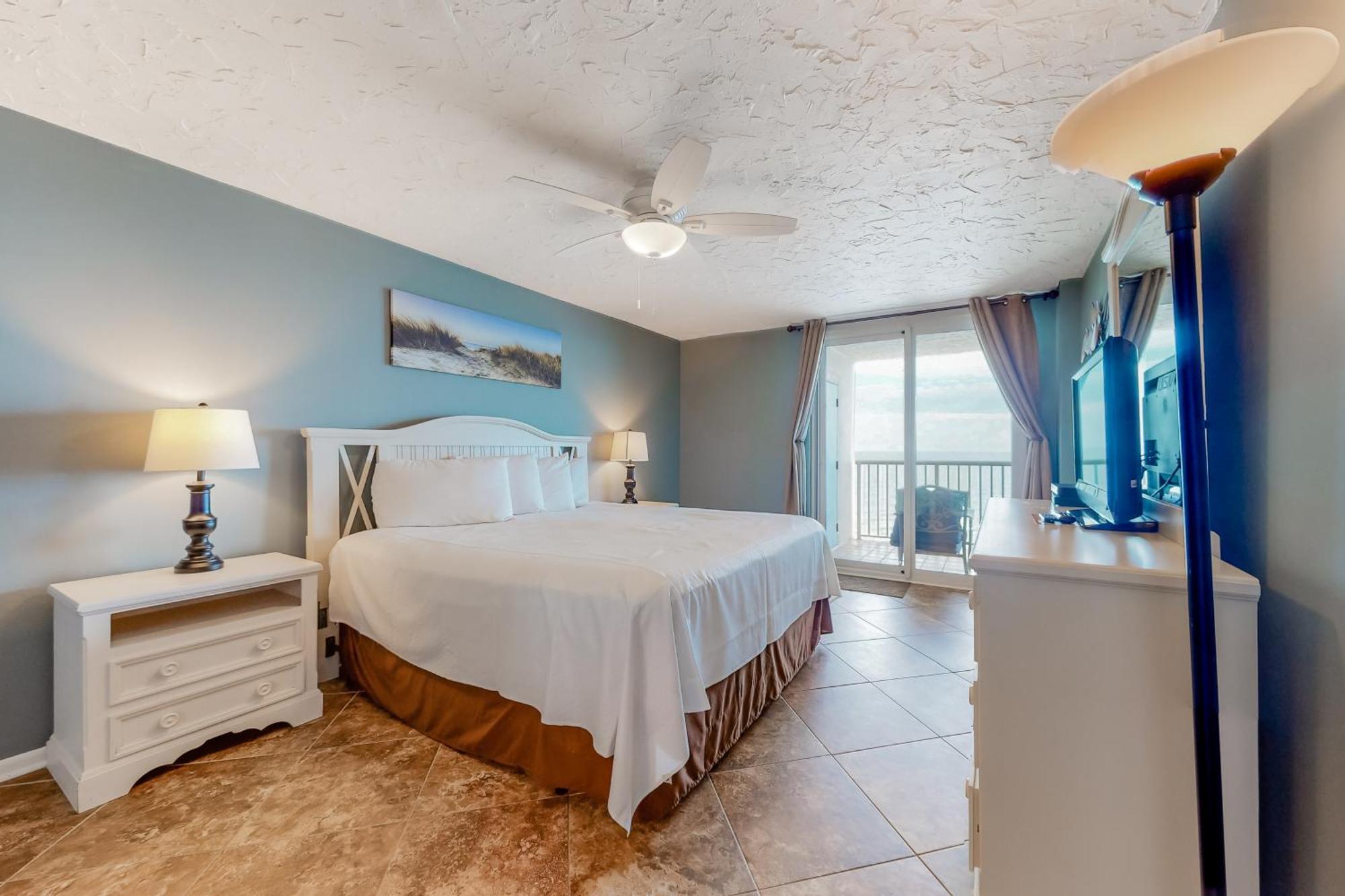 Romar Tower By Meyer Vacation Rentals Orange Beach Room photo